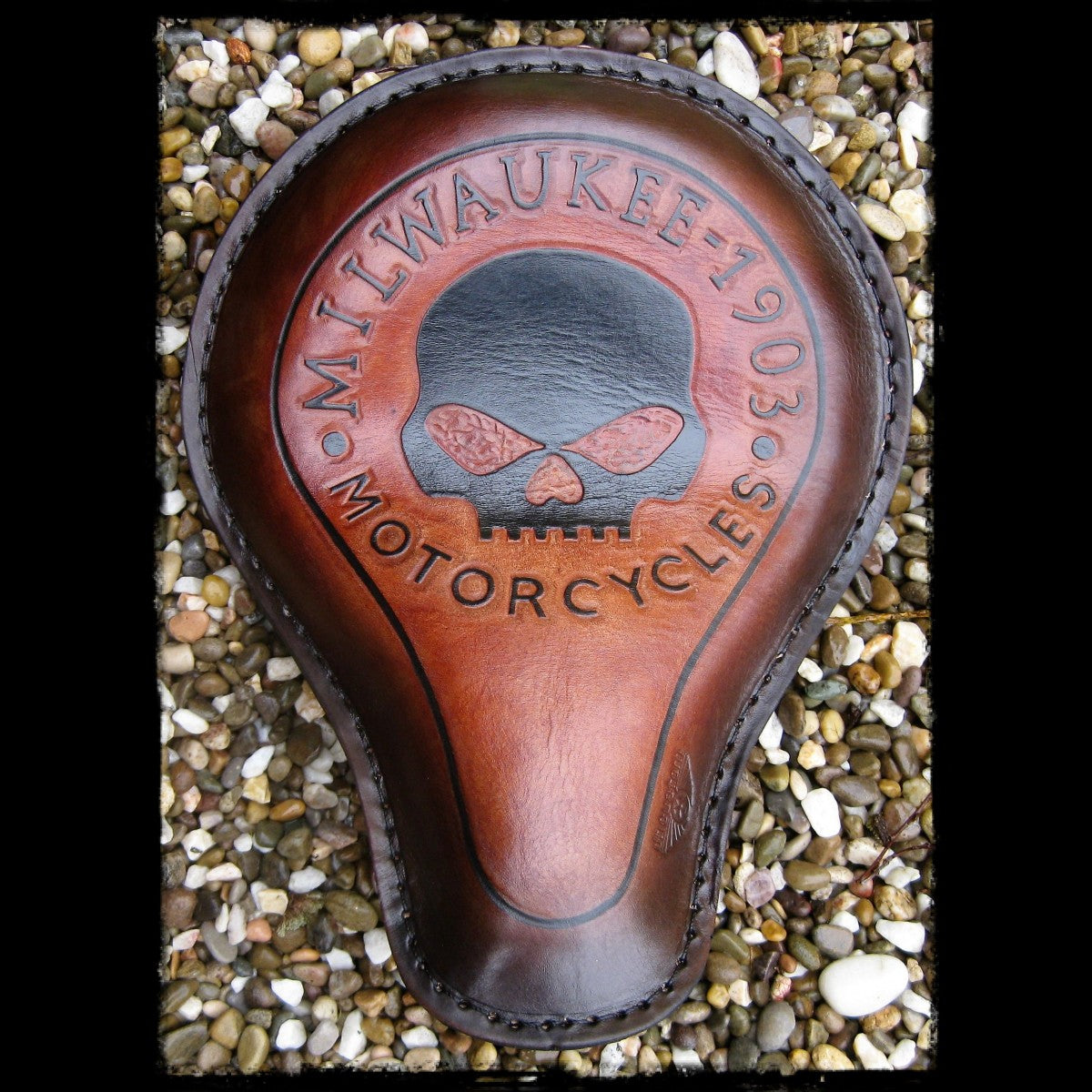 dhcustom milwaukee 1903 skull barna szóló nyereg standard - univerzális