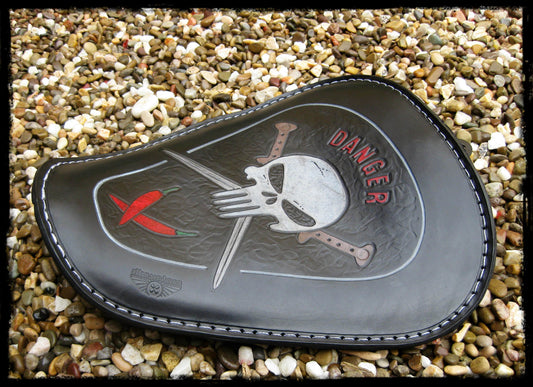 dhcustom up danger szóló nyereg - 10-22 Sportster