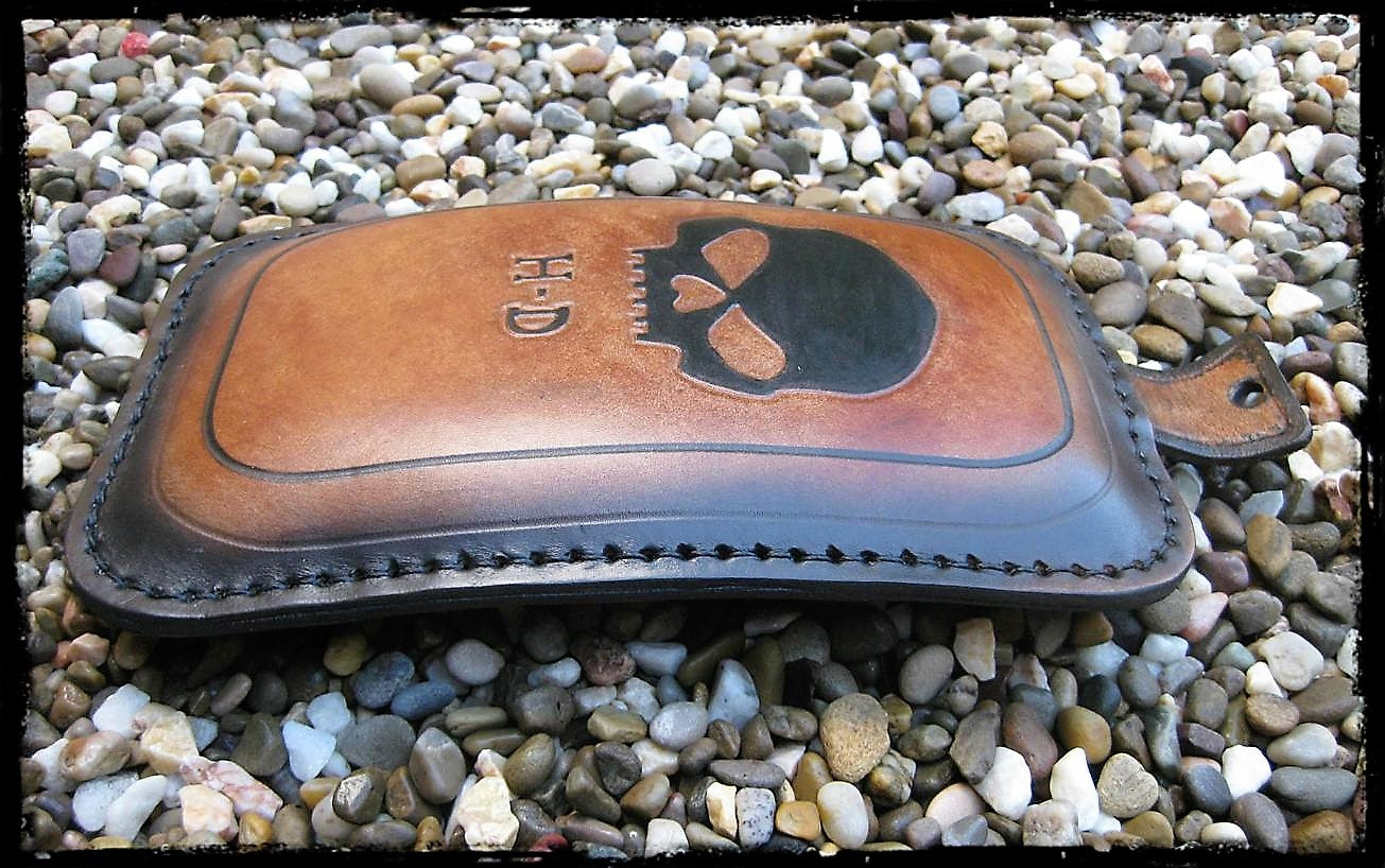 dhcustom skull HD bőr utasülés