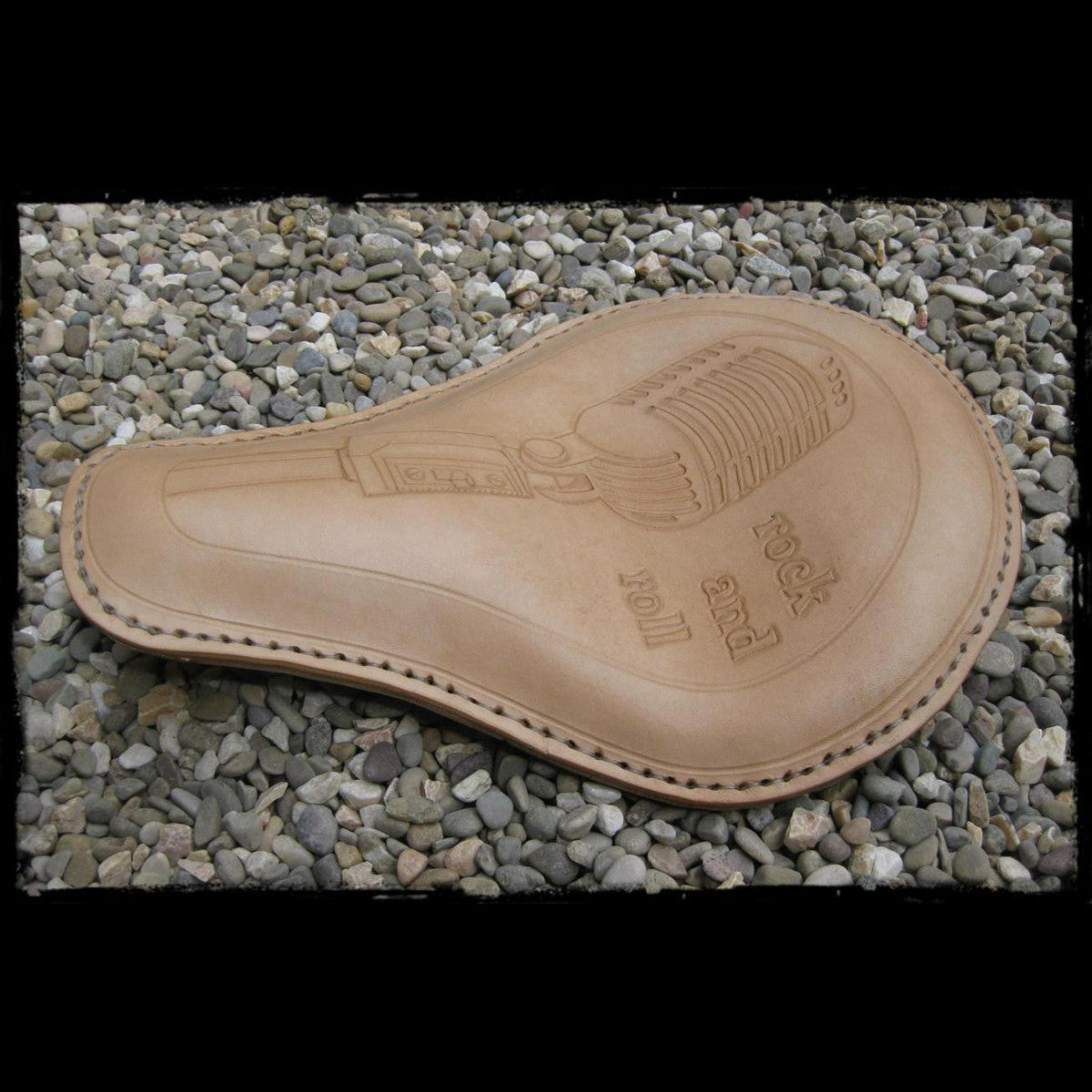 dhcustom rock sand szóló nyereg standard - univerzális