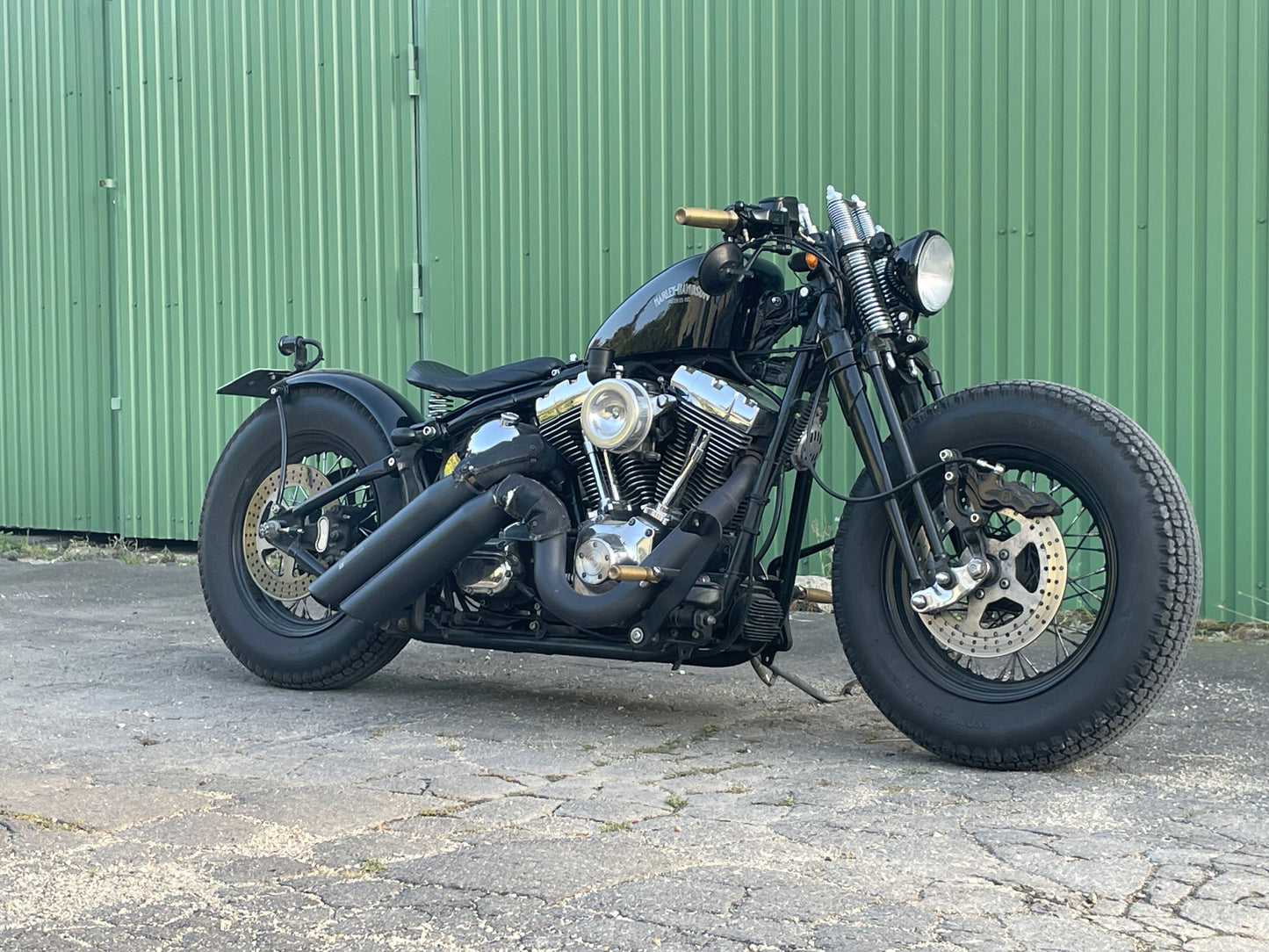 harley-davidson FXSTS softail springer bobber motorkerékpár (bővített csomag)