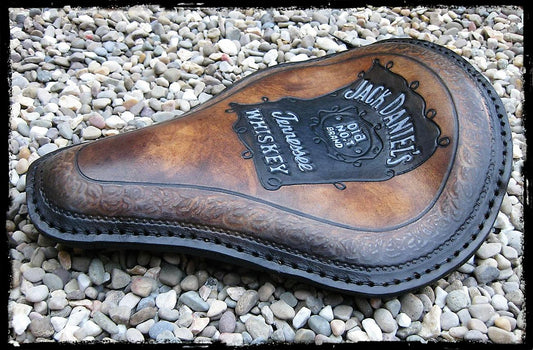 dhcustom jack daniels szóló nyereg medium - univerzális